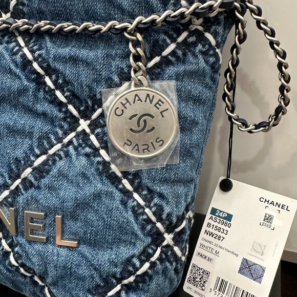 Chanel 22 MINI HANDBAG Quilted BLUE DENIM CROSSBODY HOBO BAG SHW - Picture 5 of 16